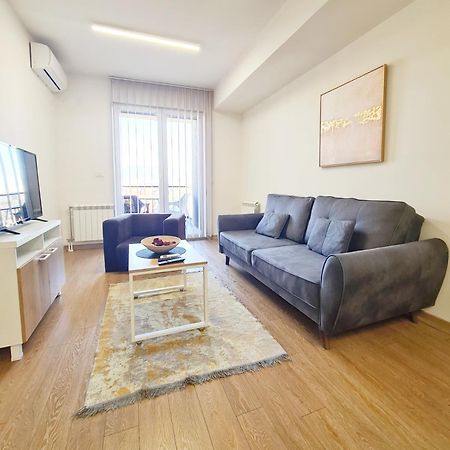 Smart Apartments Скопие Екстериор снимка
