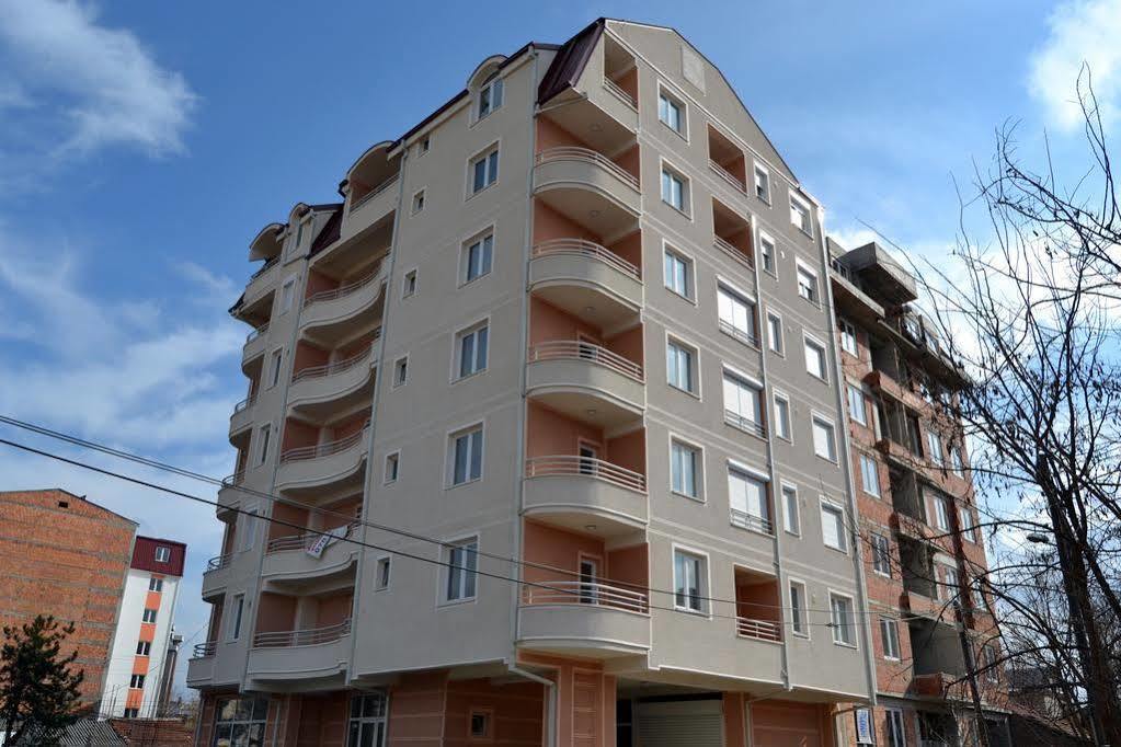 Smart Apartments Скопие Екстериор снимка